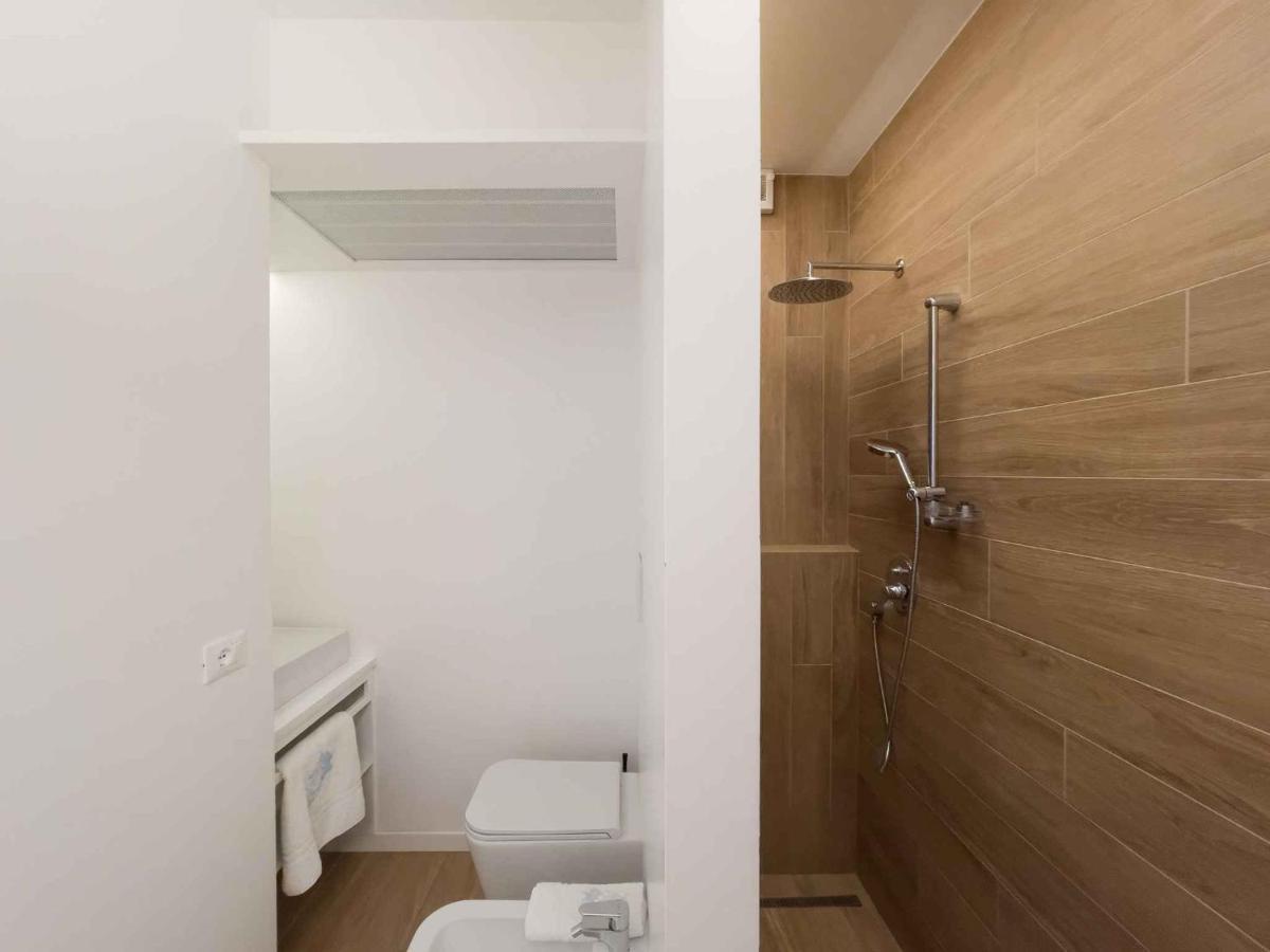 Apartment In Lignano Sabbiadoro 21783 Buitenkant foto
