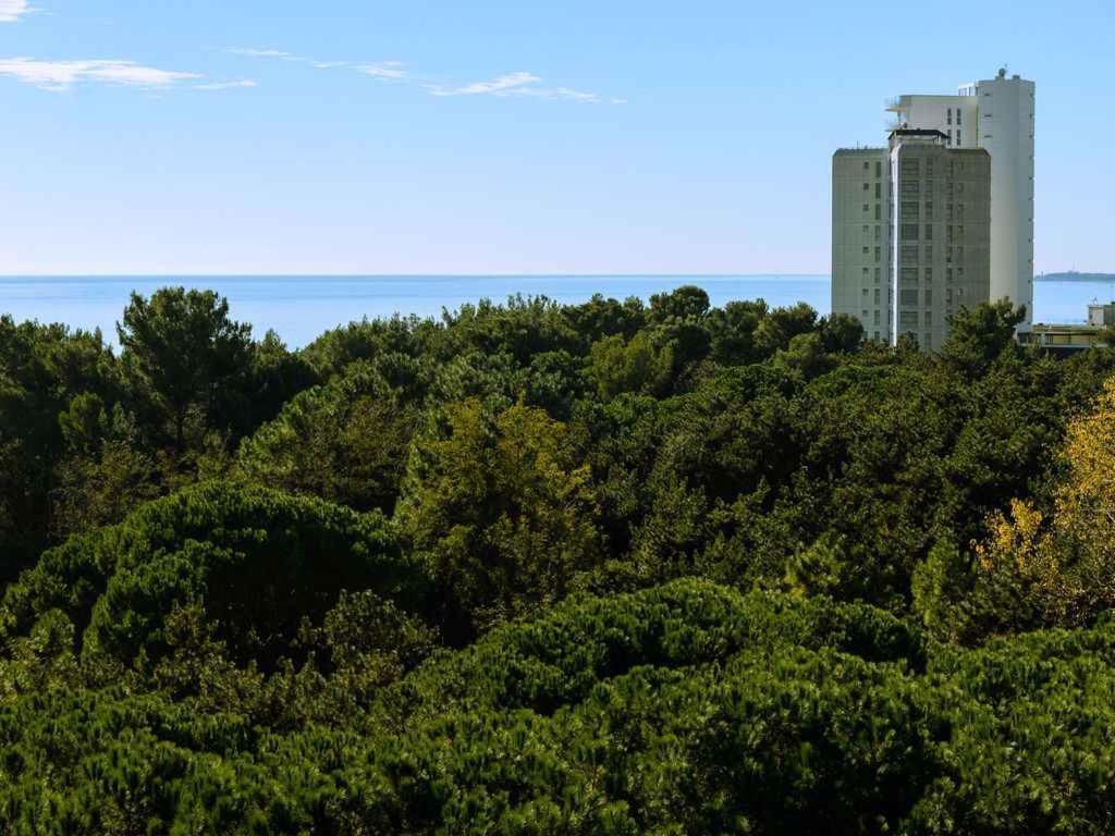 Apartment In Lignano Sabbiadoro 21783 Buitenkant foto