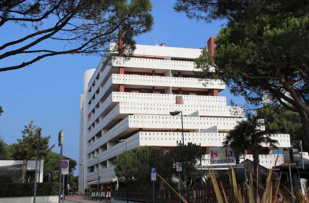 Apartment In Lignano Sabbiadoro 21783 Buitenkant foto