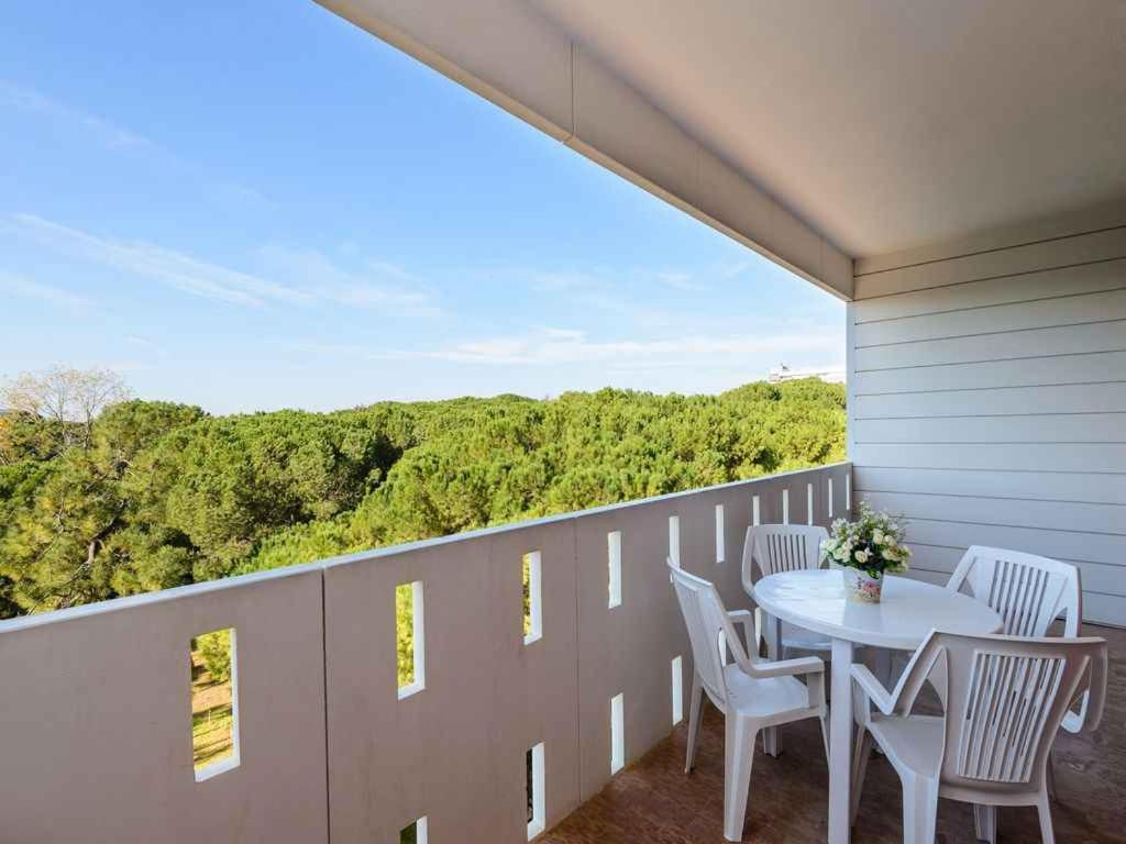 Apartment In Lignano Sabbiadoro 21783 Buitenkant foto